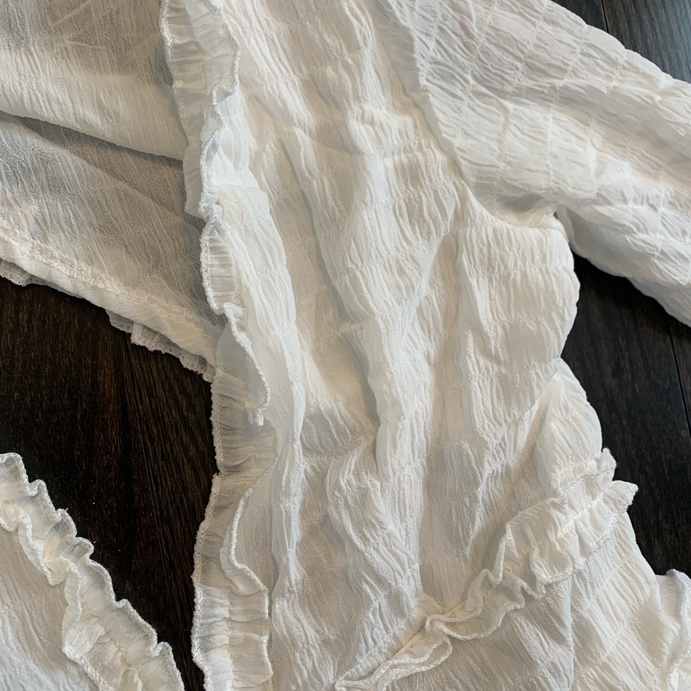 BNWT See through ruffle trim romper/ beach coverup XL - Picture 5 of 6